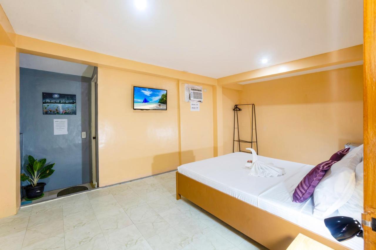 Balabag  White Shamrock Beach Hotel מראה חיצוני תמונה